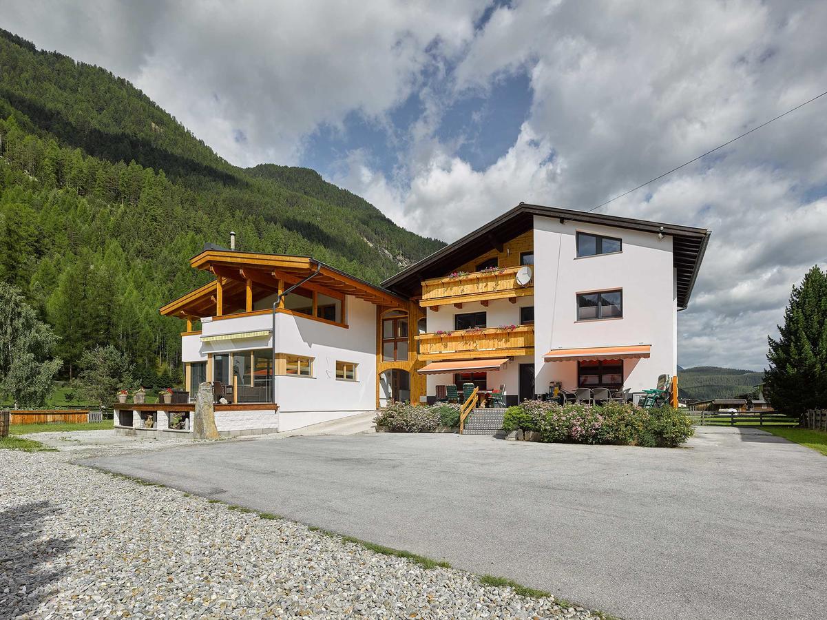 Haus Frieda Villa Längenfeld Exterior photo