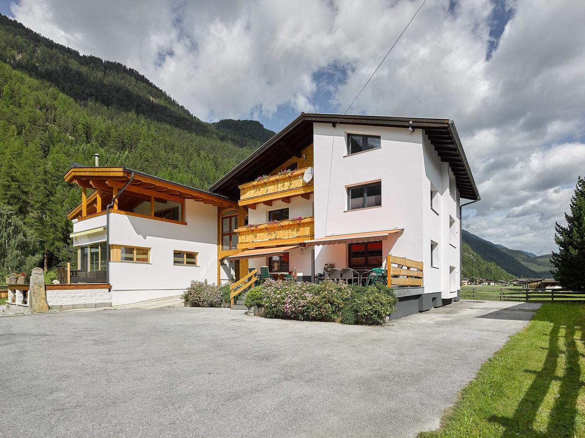 Haus Frieda Villa Längenfeld Exterior photo